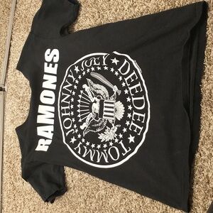 Ramones band t!